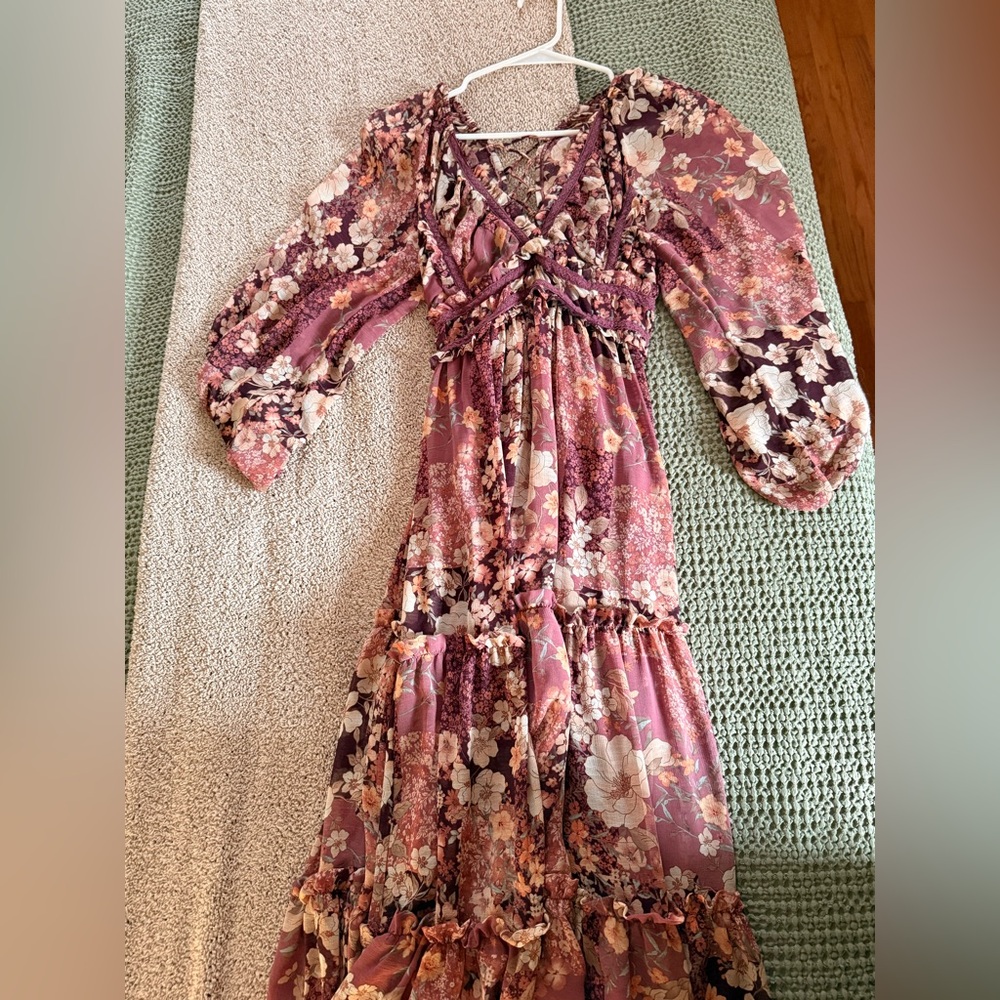 Chic Floral Maxi Dress in Pink and Purple